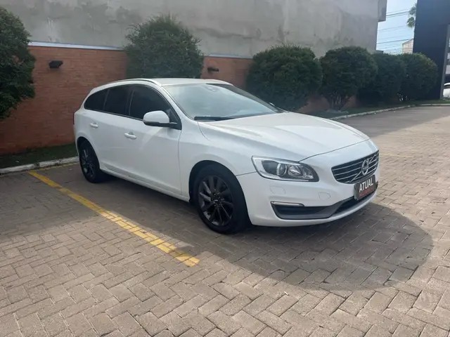 Carro Volvo V60 2015 2.0 T5 Drive-E Kinetic