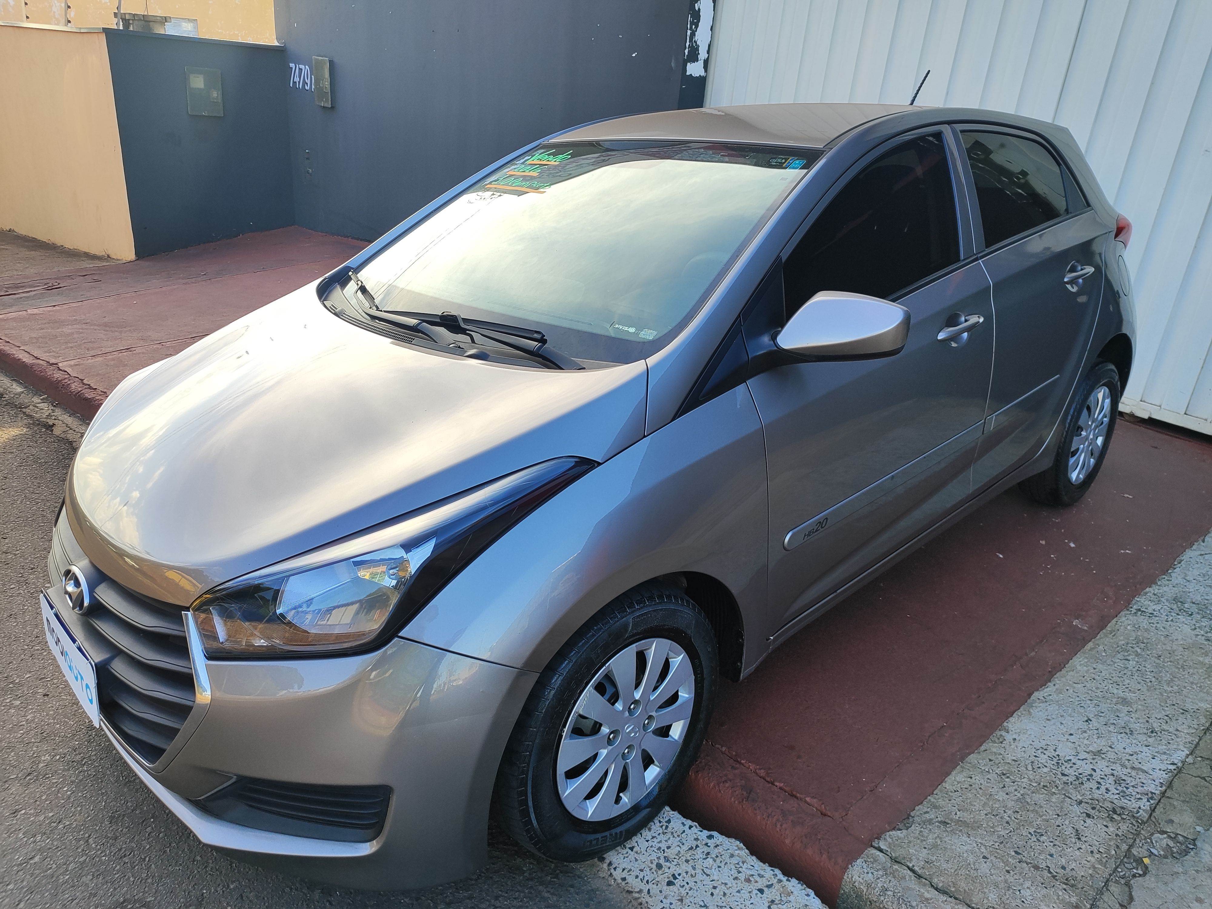 Hyundai HB20