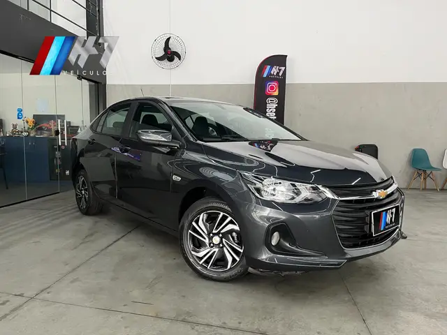 Carro Chevrolet Onix Plus 2024 LT 1.0