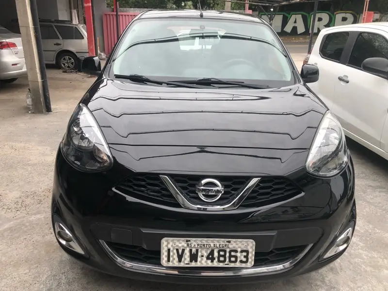 Nissan March 1.6 16V SL (Flex)