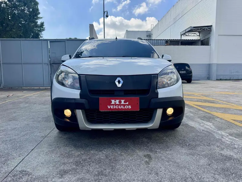 Renault Sandero Stepway 1.6 16V Hi-Flex (aut)