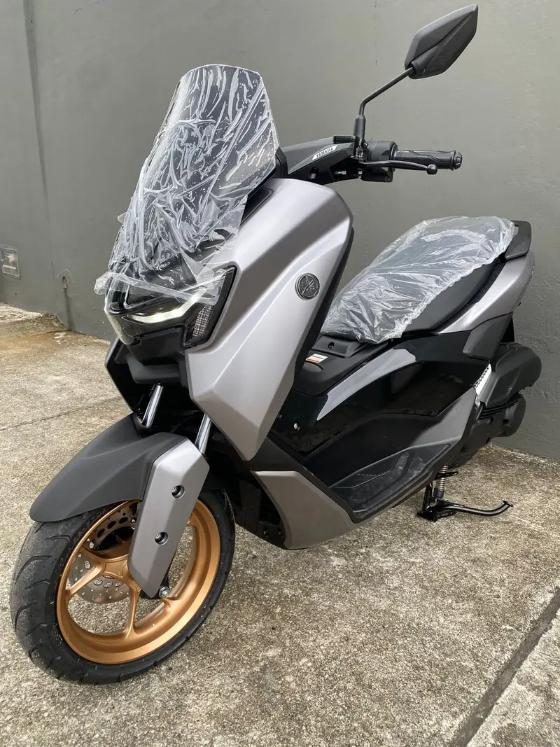 Yamaha NMax Connected 160
