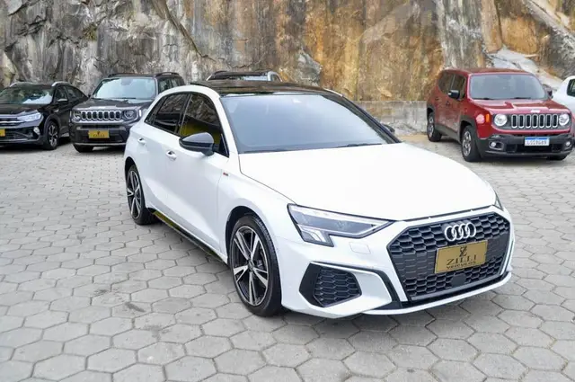 Carro Audi A3 Sportback 2023 S-Line 2.0 TFSI