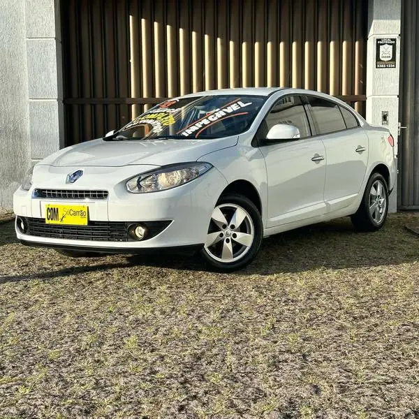 Renault Fluence 2.0 16V Dynamique (Flex)