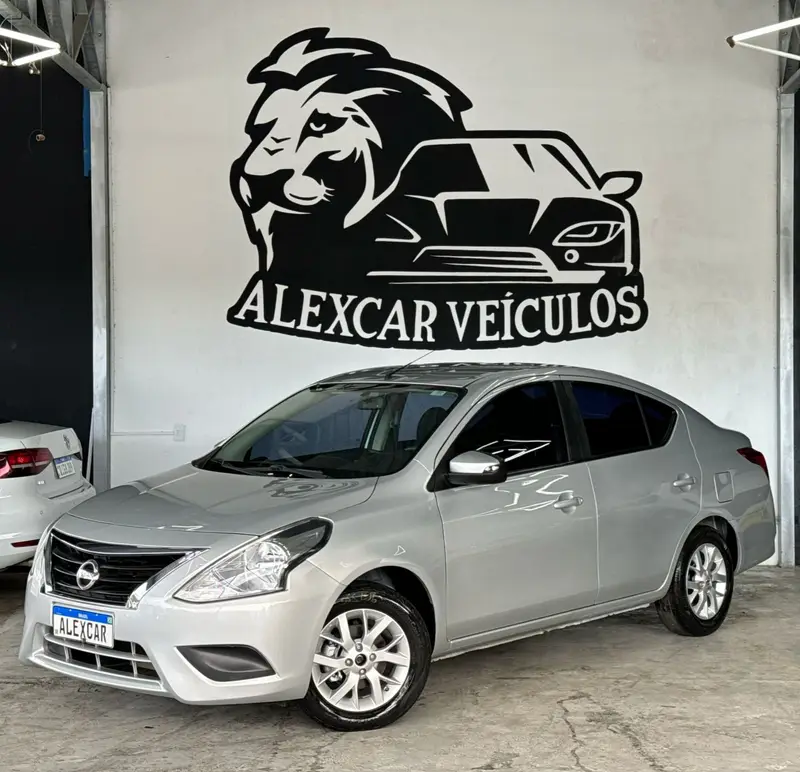 Nissan Versa 1.6 16V SV FlexStart CVT (Flex)