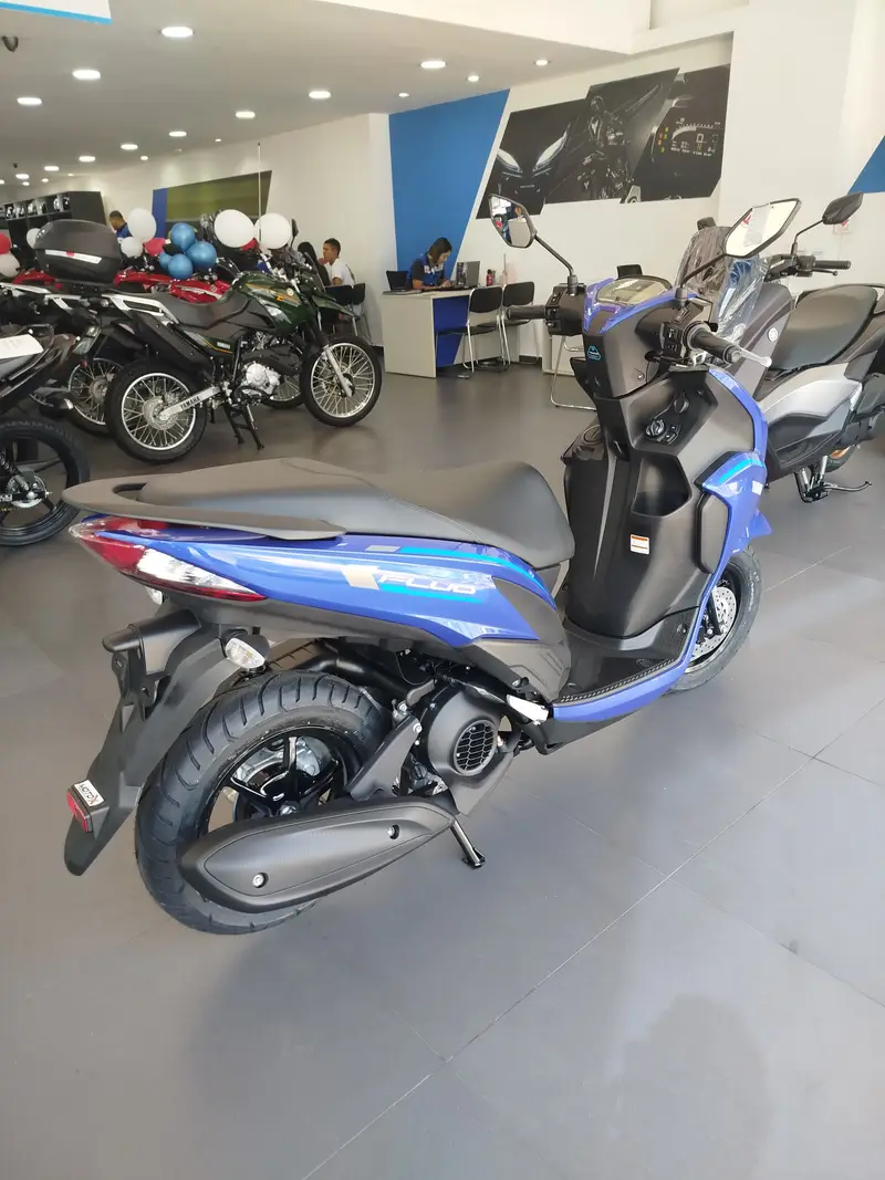 Yamaha Fluo ABS
