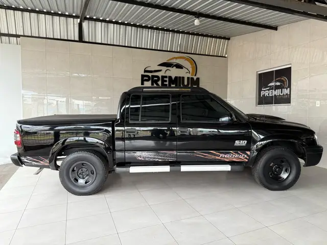 Carro Chevrolet S10 Cabine Dupla 2011 S10 Rodeio 2.4 Flexpower 4X2 (Cab Dupla)