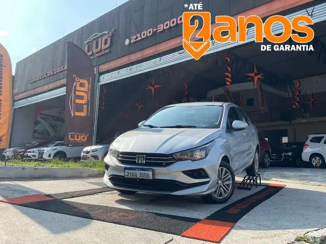 Carro Fiat Cronos 2023 Drive 1.3 (Flex) MT
