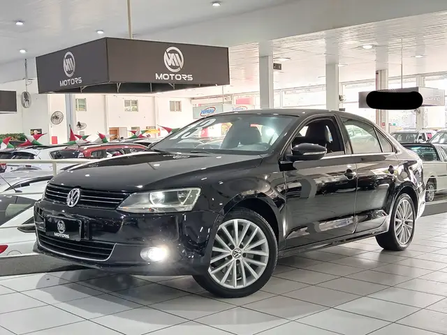 Carro Volkswagen Jetta 2013 2.0 TSI Highline DSG