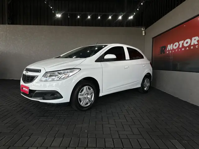 Carro Chevrolet Onix 2014 1.0 LT SPE/4