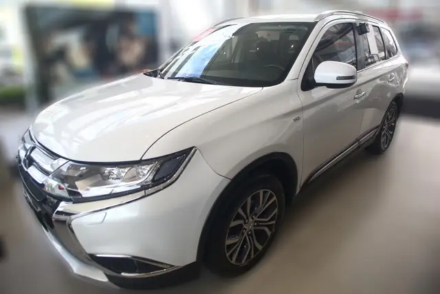 Carro Mitsubishi Outlander 2018 3.0 V6 GT Mid 4WD