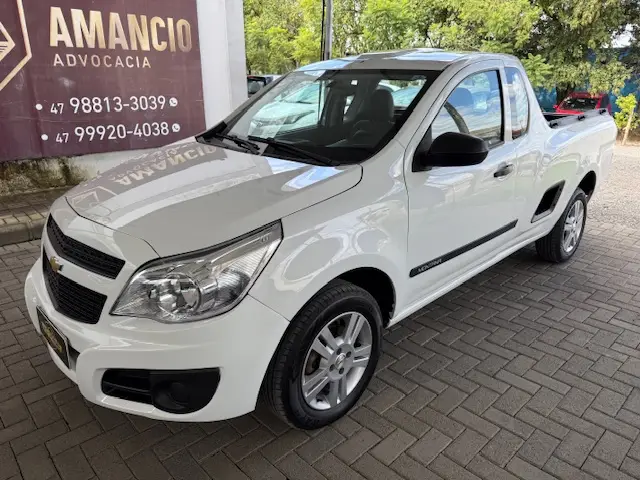 Carro Chevrolet Montana 2021 LS 1.4 (Flex)