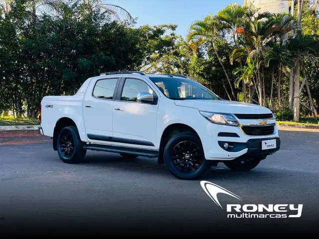 Carro Chevrolet S10 Cabine Dupla 2017 S10 2.8 CTDI High Country 4WD (Cabine Dupla) (Aut)