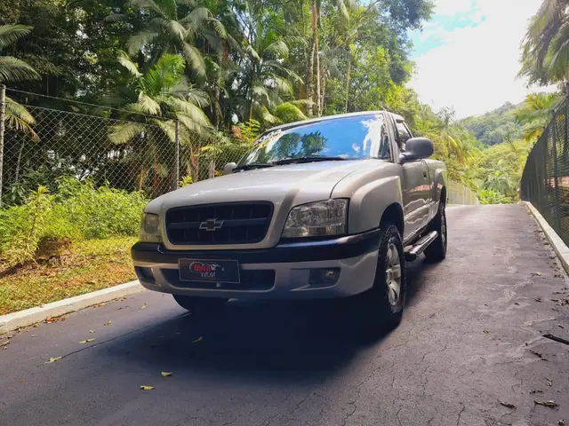 Carro Chevrolet S10 Cabine Simples 2004 S10 STD 4X4 2.8 Turbo (Cab Simples)