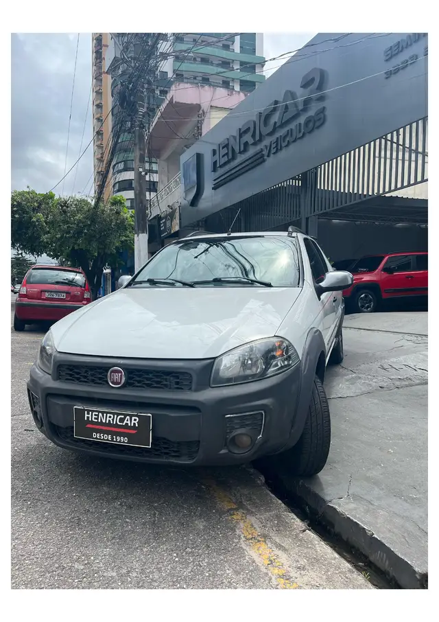 Carro Fiat Strada 2016 Working 1.4 (Flex) (Cabine Dupla)