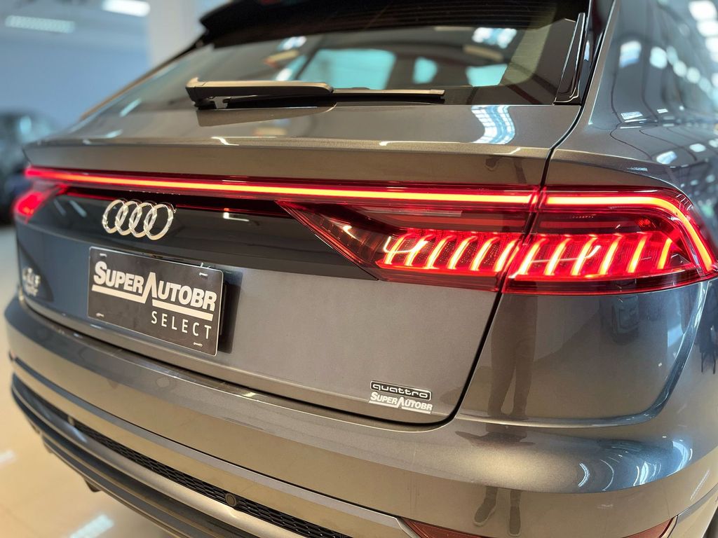 Q8 Performance 3.0 TFSI Tiptronic quattro (Aut) 