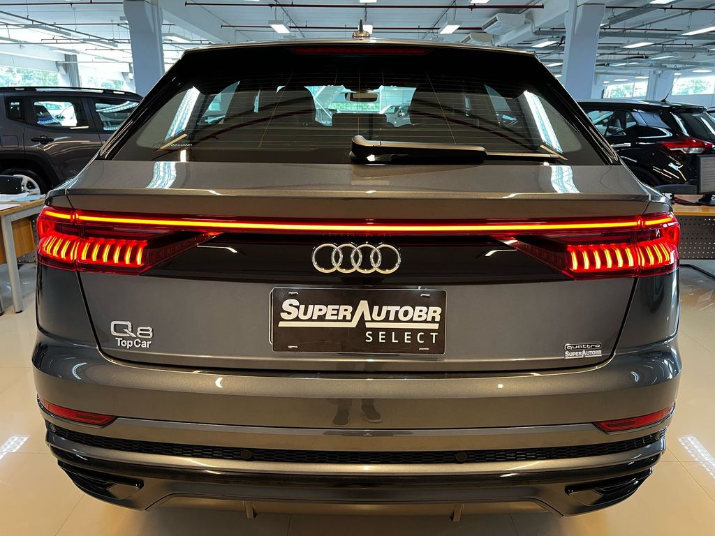 Q8 Performance 3.0 TFSI Tiptronic quattro (Aut) 