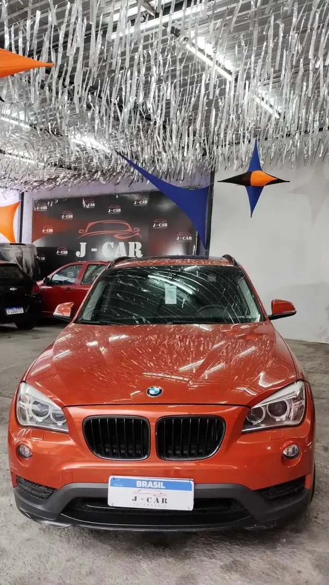 Carro BMW X1 2015 2.0 sDrive20i Activeflex