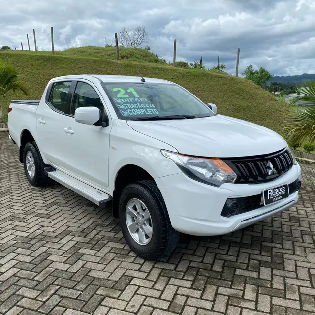 Carro Mitsubishi L200 Triton Sport 2021 Sport 2.4 DID-H GLS 4WD (Aut)