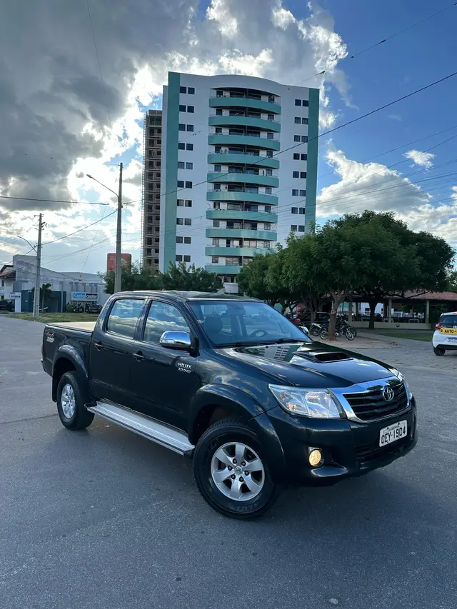 Carro Toyota Hilux Cabine Dupla 2012 Hilux 3.0 TDI 4x4 CD SRV (Aut)