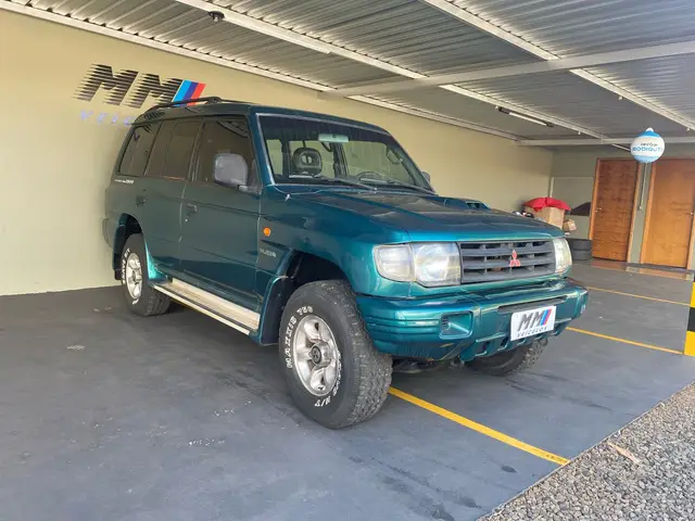 Carro Mitsubishi Pajero Full 1999 GLS B 4x4 2.8