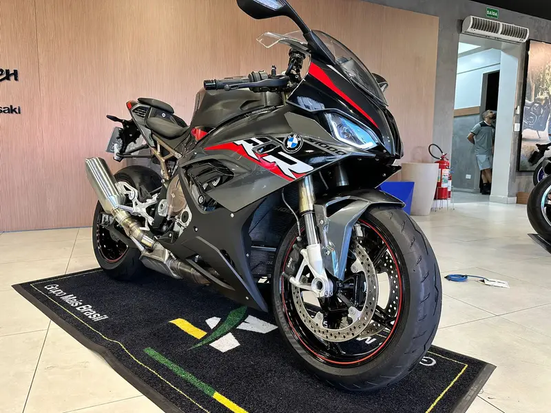 BMW RR