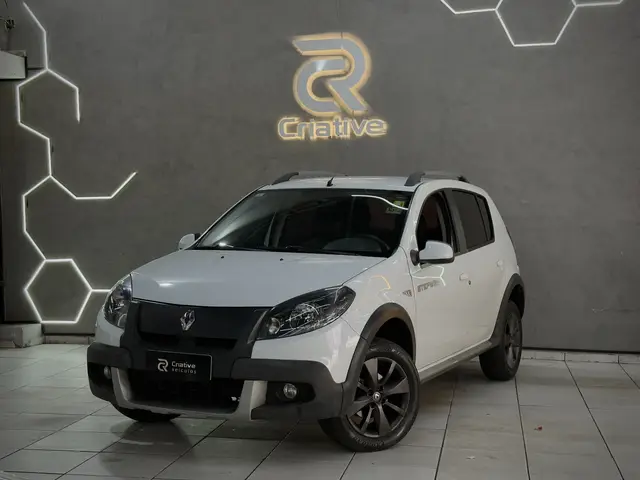 Carro Renault Sandero Stepway 2014 1.6 16V Hi-Flex (aut)