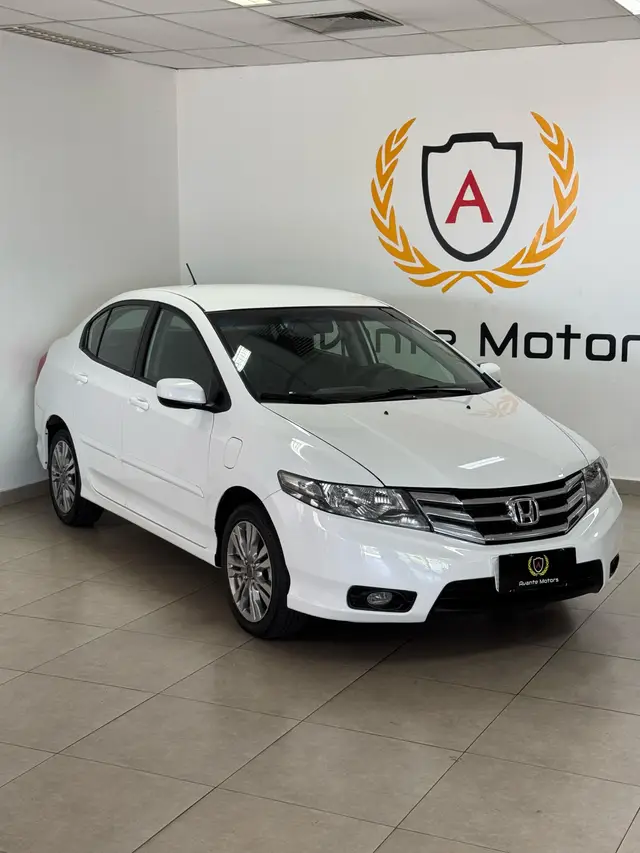 Carro Honda City 2014 LX 1.5 CVT (Flex)