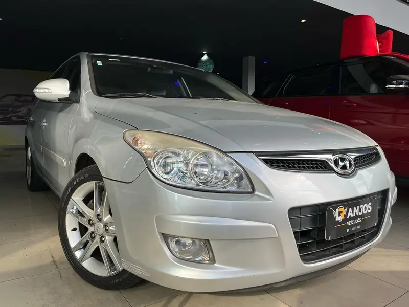 Hyundai i30 2.0 16V (aut)
