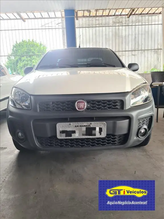 Carro Fiat Strada 2016 Working 1.4 (Flex)