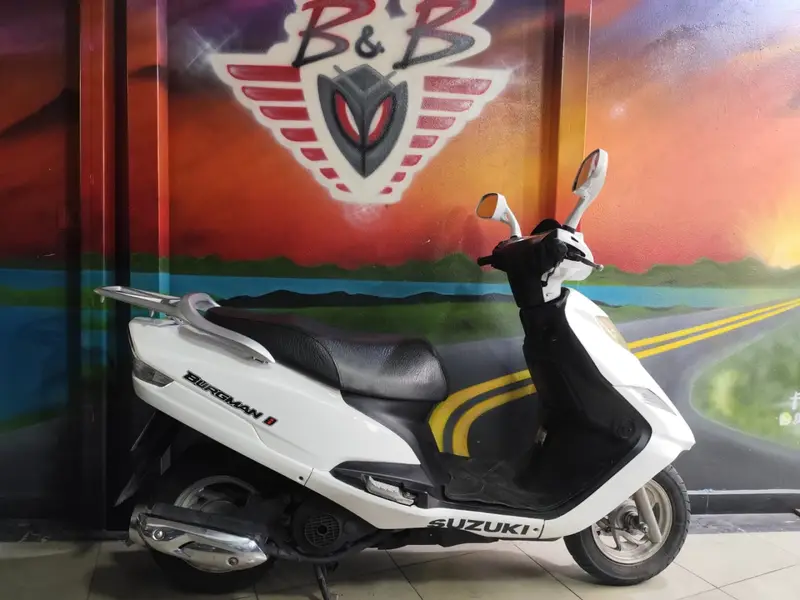 Suzuki Burgman 125i