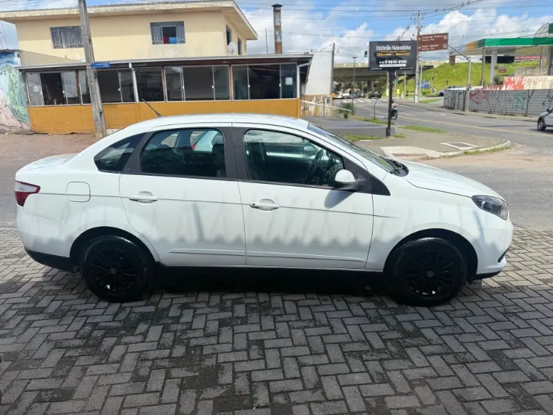 Fiat Grand Siena Evo Attractive 1.4 8V (Flex)