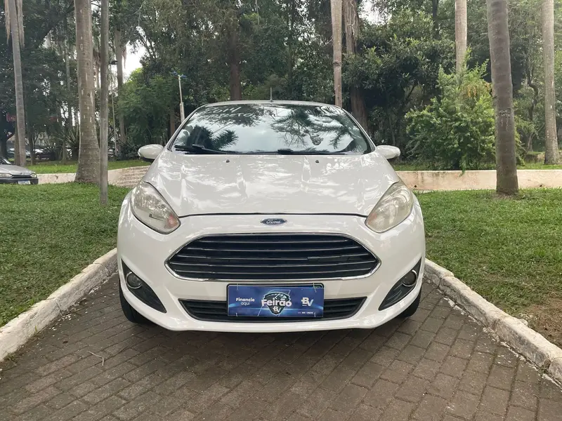 Ford Fiesta Hatch Titanium Powershift 1.6 (Flex)