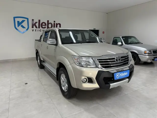 Carro Toyota Hilux Cabine Dupla 2015 Hilux 2.7 SRV CD 4x2 (Flex) (Aut)