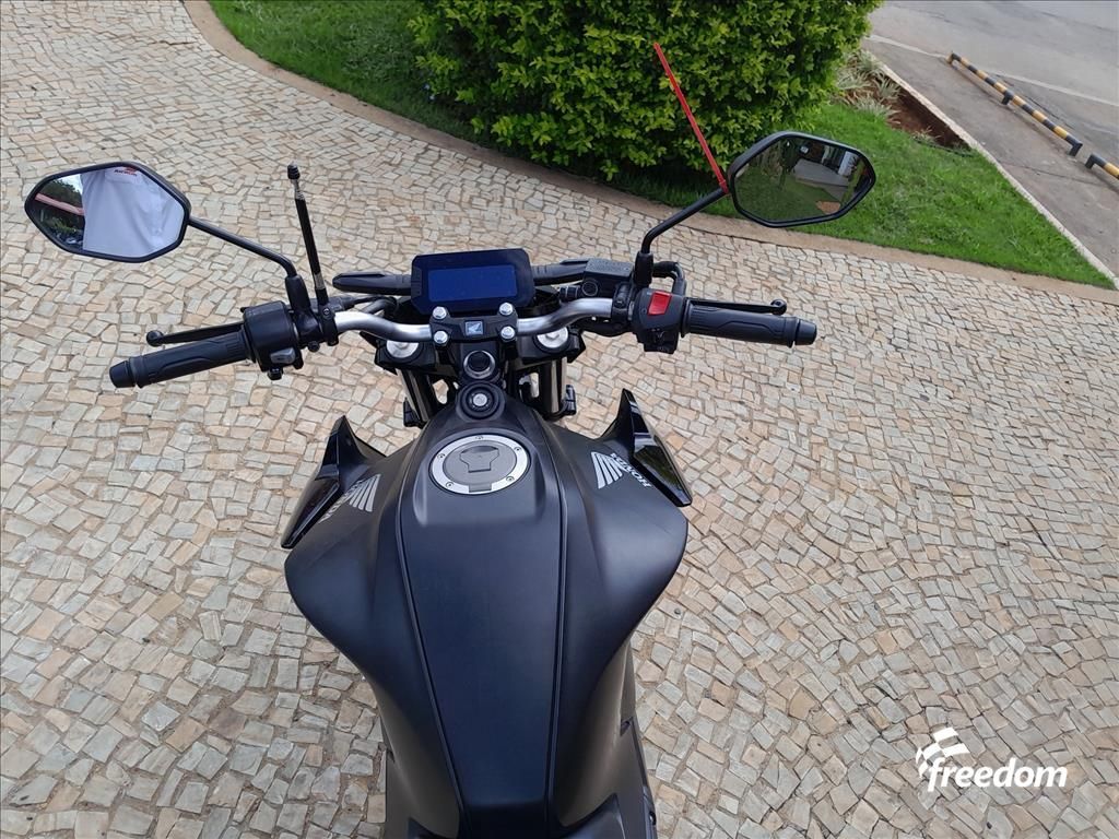 Honda CB 300F Twister