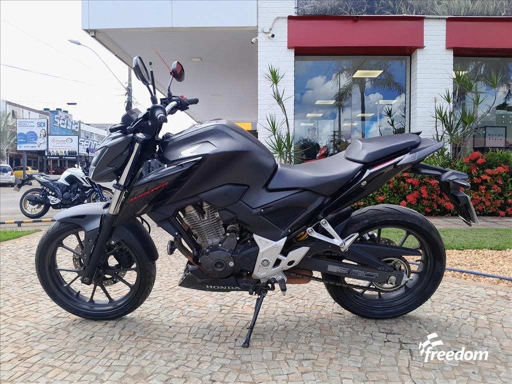 Honda CB 300F Twister