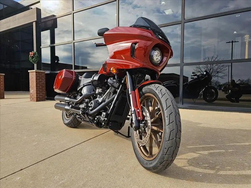 Harley-Davidson Low Rider ST