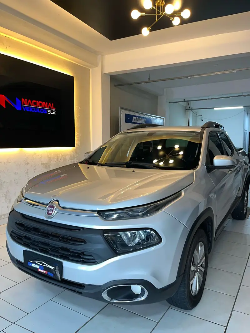 Fiat Toro Freedom 1.8 AT6 4x2 (Flex)