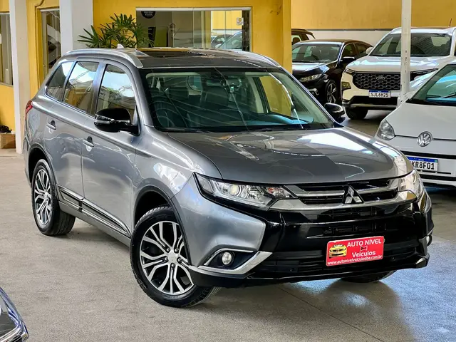 Carro Mitsubishi Outlander 2017 2.0 16V CVT