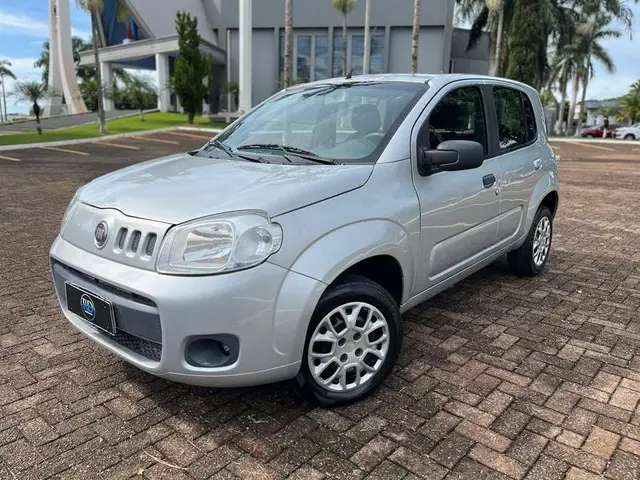 Carro Fiat Uno 2013 Vivace 1.0 8V (Flex) 4p