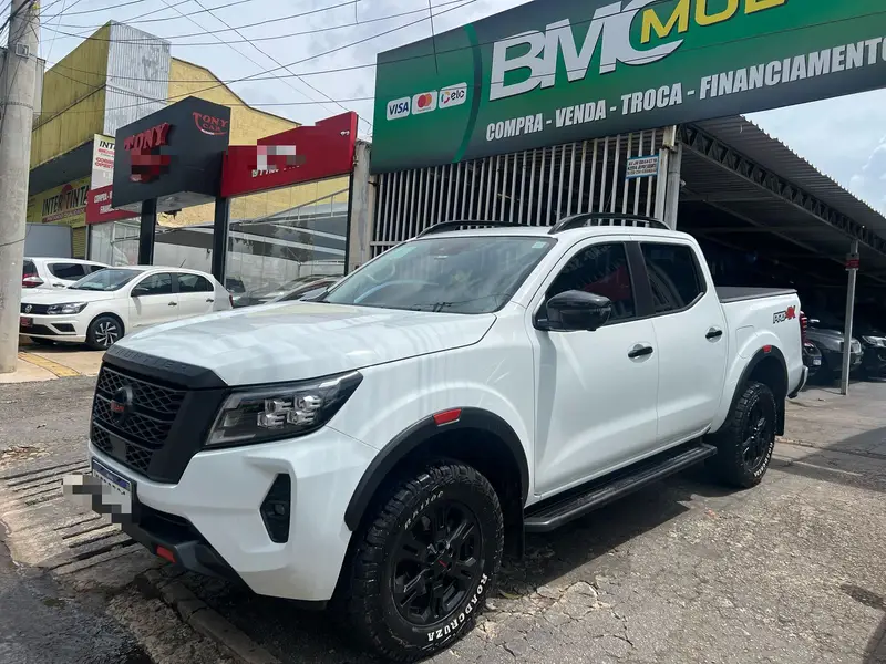 Nissan Frontier 2.3 TD CD PRO-4X 4x4