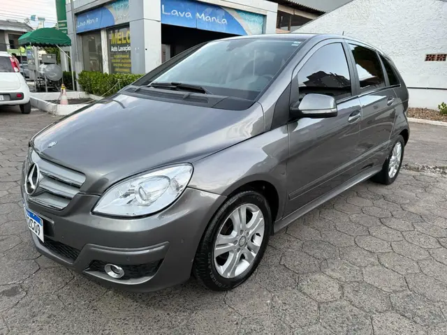 Carro Mercedes-Benz Classe B 2011 B 180 Family