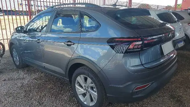 Carro Volkswagen Nivus 2024 Comfortline 200 TSI