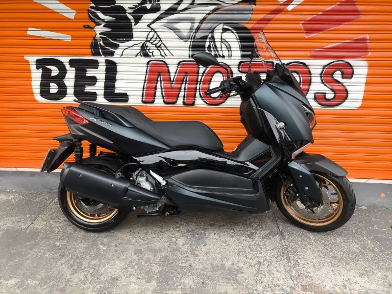 Yamaha XMax ABS