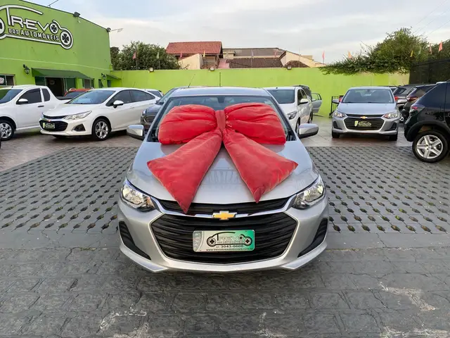 Carro Chevrolet Onix Plus 2023 LT 1.0 Turbo (Aut.)