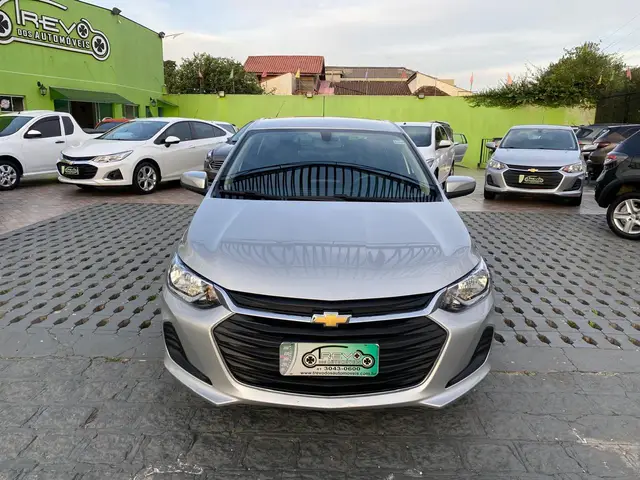 Carro Chevrolet Onix Plus 2023 LT 1.0 Turbo (Aut.)