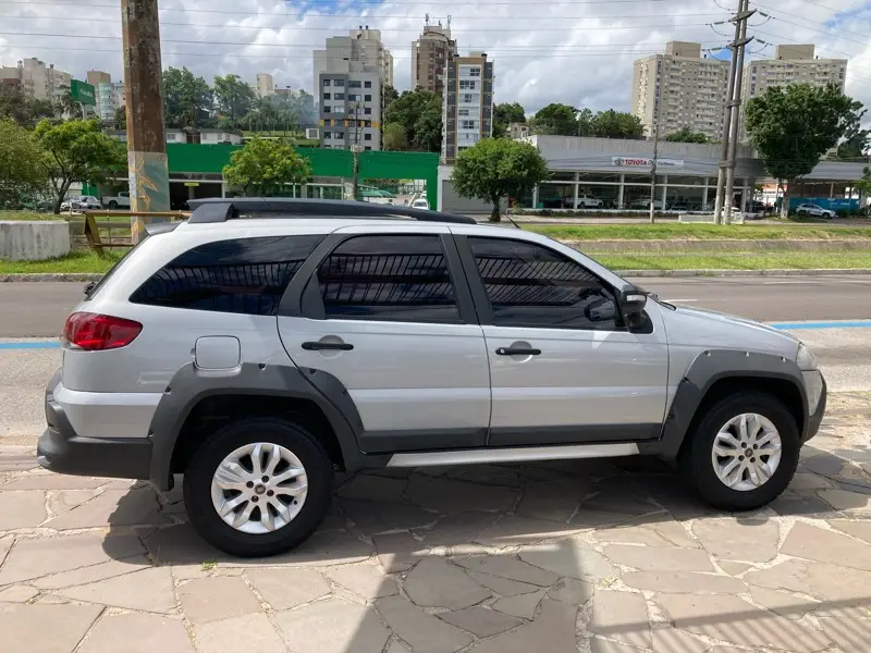 Fiat Palio Weekend Adventure 1.8 16V (Flex)