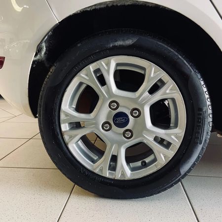 New Fiesta Hatch New Fiesta SE 1.6 16V