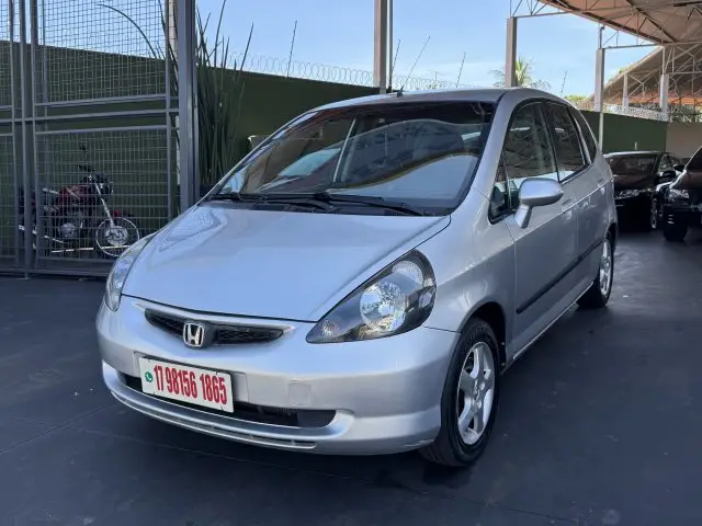 Carro Honda Fit 2004 LXL 1.4