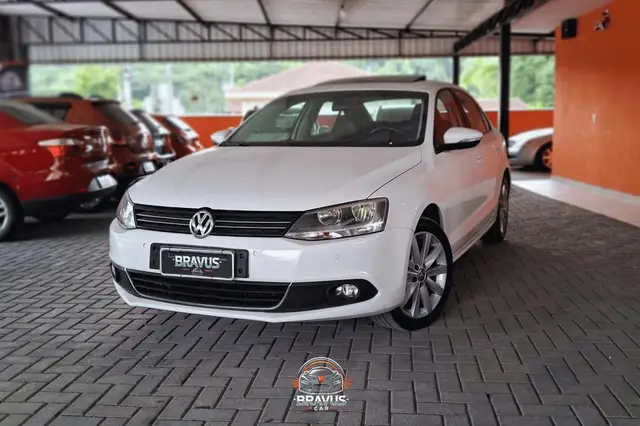Carro Volkswagen Jetta 2013 2.0 Comfortline Tiptronic (Flex)